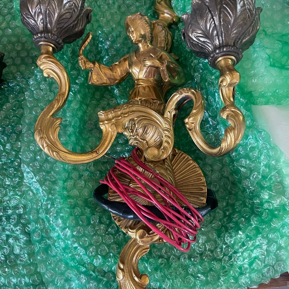 Asian inspired vintage Sconce.